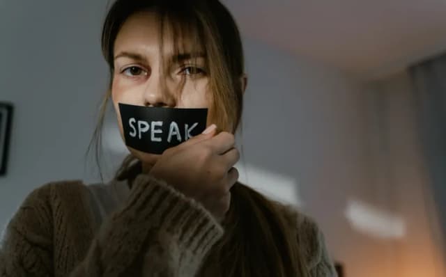 Znęcanie psychiczne jak leczyć: skuteczne metody i wsparcie terapeutyczne Znęcanie psychiczne jak leczyć: skuteczne metody i wsparcie terapeutyczne